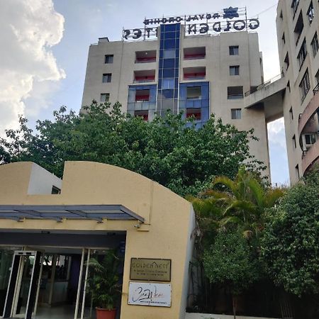 Royal Orchid Golden Suites Pune Dış mekan fotoğraf
