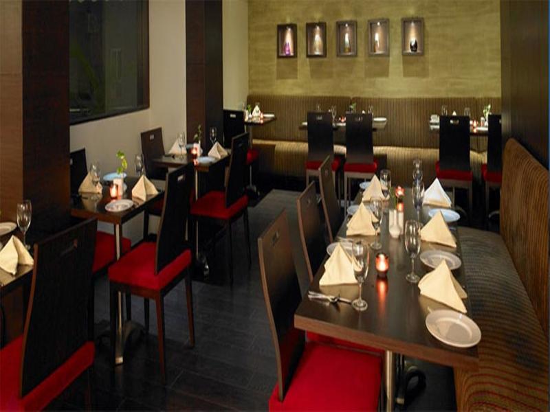 Royal Orchid Golden Suites Pune Dış mekan fotoğraf
